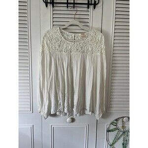 Sundace Women's White Lace Long Sleeve flowy Blouse size small